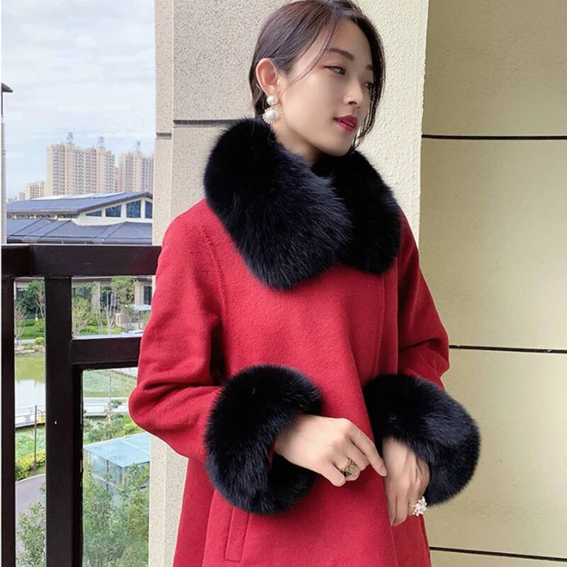 Women'S Winter Accessories Set - معطف شتوي بياقة للنساء من فرو