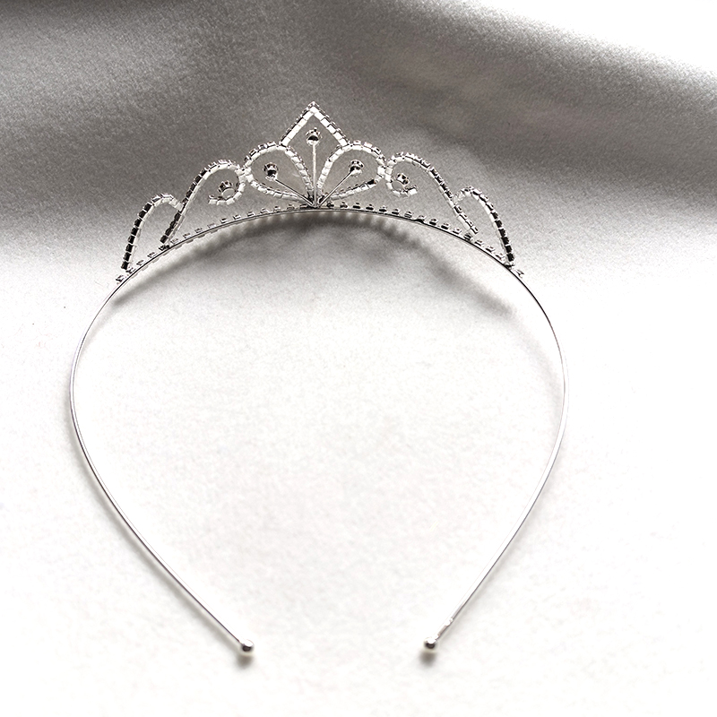 تاج زفاف فضي اللون مرصع بالأحج - مراجعة Women Accessories Aesthetic وسعره
