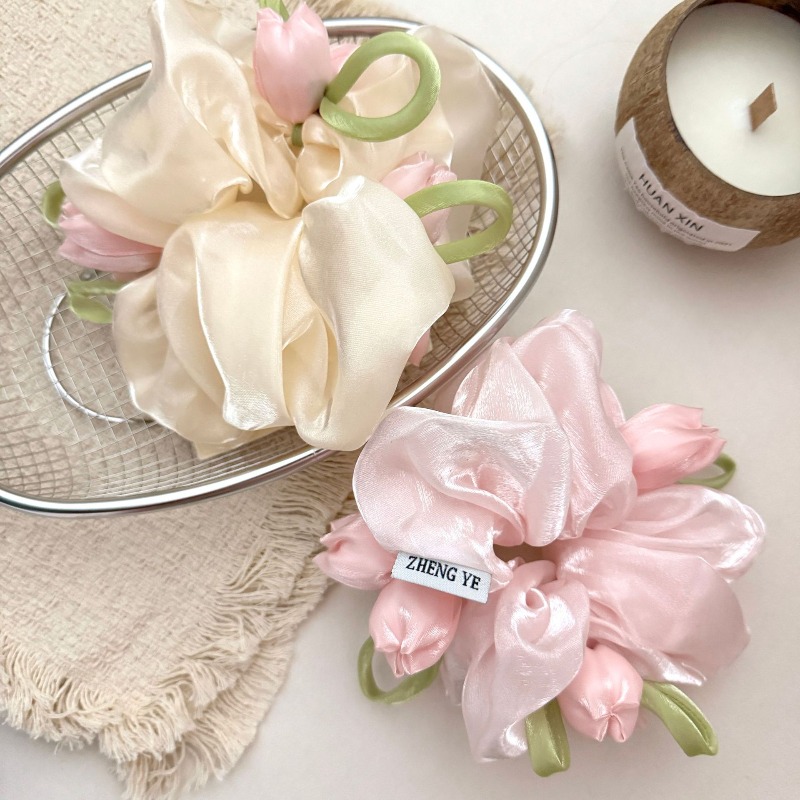 ربطة شعر مرنة على شكل زهرة الت - مراجعة Women Accessories Photos وسعره