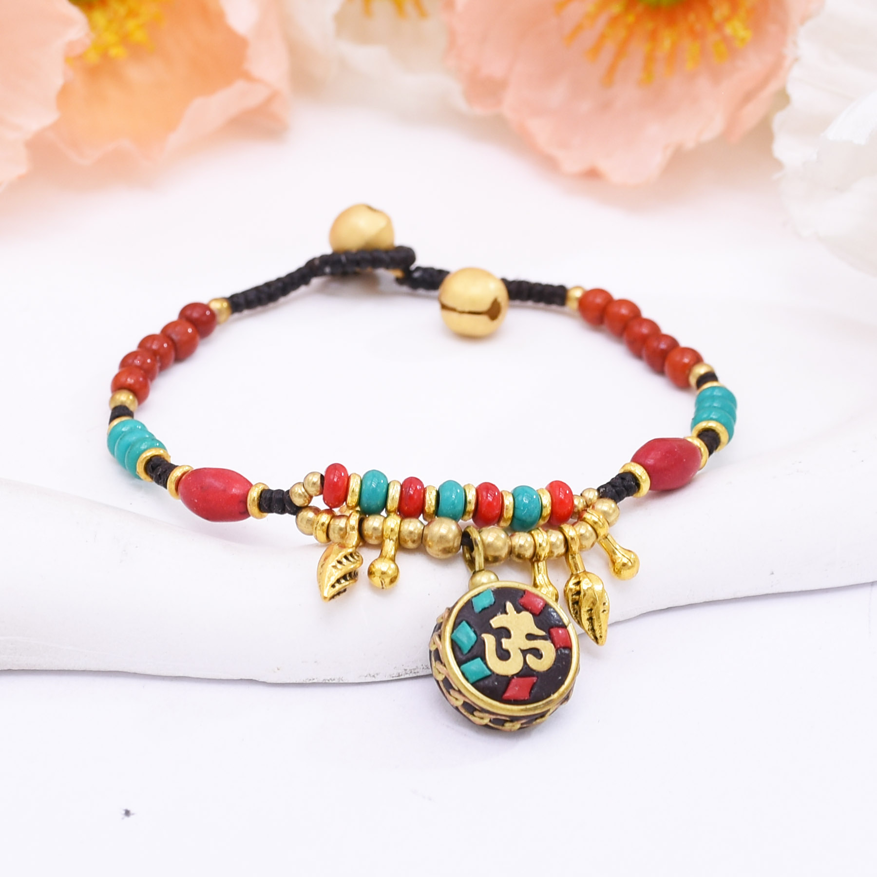 أساور نسائية من الكازاخستان ون - مراجعة Women Accessories Nepal وسعره