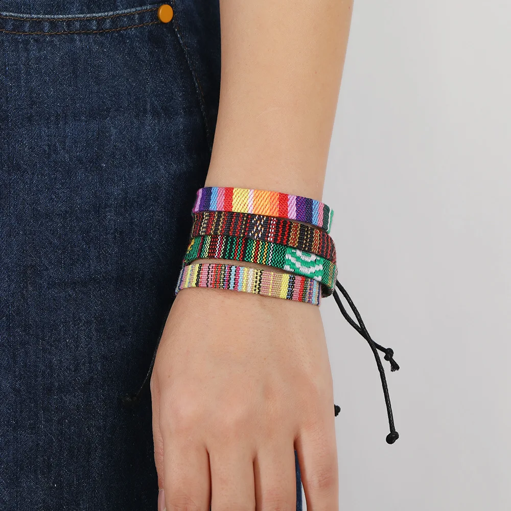 طقم إسورة نيبال ملونة للنساء و - مراجعة Women Accessories Nepal وسعره