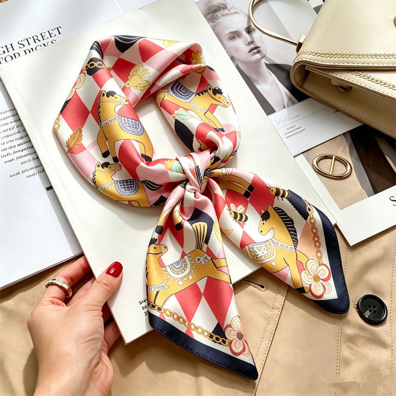 مناديل يد نسائية، وشاح حرير لل - مراجعة Women Accessories Brands وسعره