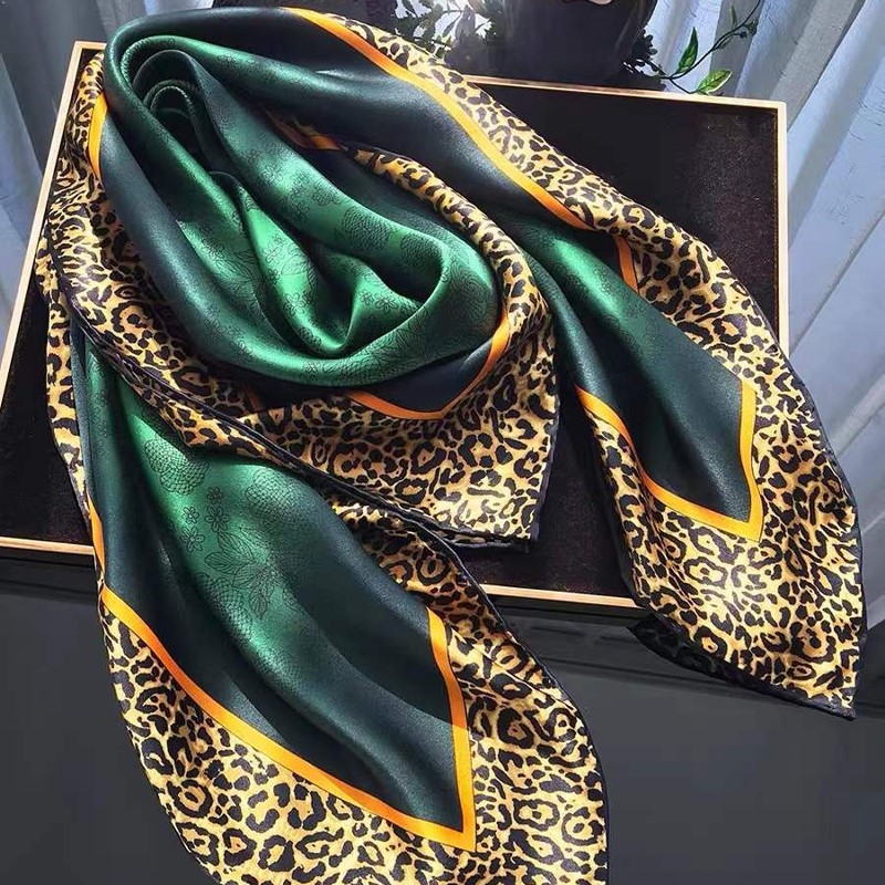 [BYSIFA] جديد الزمرد الأخضر وش - مراجعة Women Accessories Brands وسعره