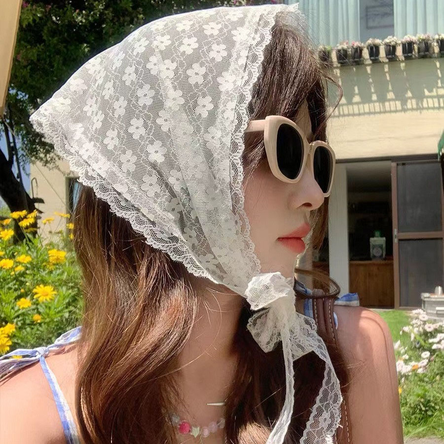 وشاح دانتيل مثلث الشكل أبيض ال - مراجعة Women Accessories Photos وسعره